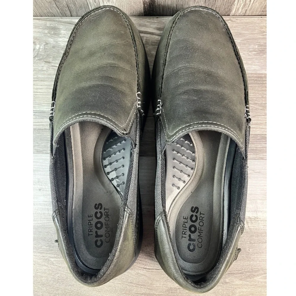 Crocs Walu Slip-On Leather Loafers Mens 11 Charcoal Grey Moc Toe 202221